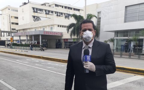 Mauricio debió aislarse porque presentó ciertos síntomas.