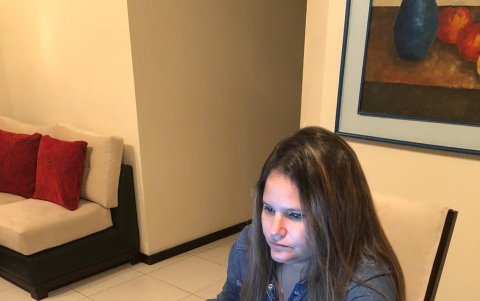 Jacqueline Bosch juega partidas online todo el tiempo