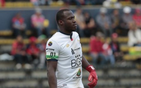 Johan Padilla, arquero de El Nacional, también destaca en redes sociales.