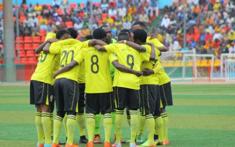 Le Messenger Ngozin es el único líder del torneo en Burundi.