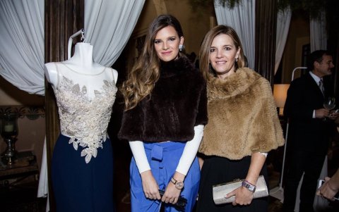 Junto a su madre, Alexandra Malo.