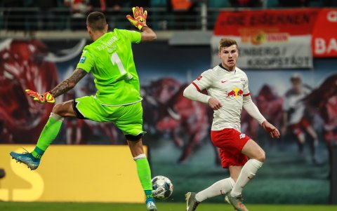 La Bundesliga alemana se ha planteado volver a la actividad el 9 de mayo.