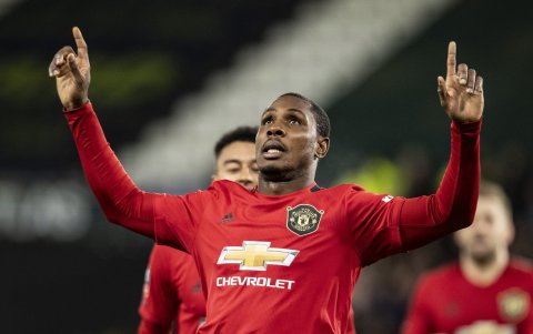 Odión Ighalo, delantero del United y admirador de Antonio Valencia.