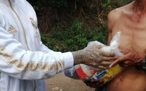 Las pandillas advierten a la población no salir de sus casas.