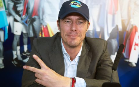 Marat Safin, extenista número uno del mundo, también considera que el coronavirus está creado para controlar a los humanos.