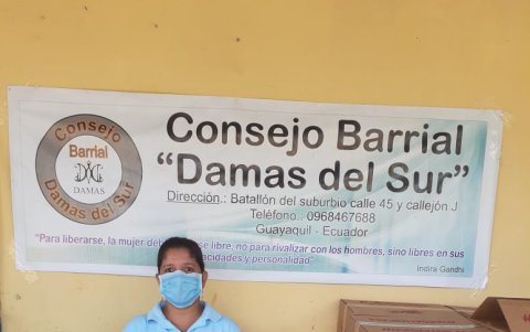 El consejo dona alimentos para las familias del sector.