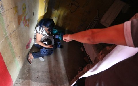 El maltrato a la mujer es constante, en medio del confinamiento domiciliario.