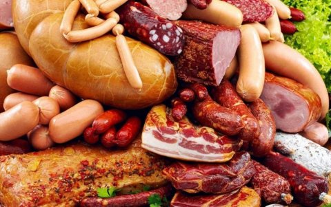 Otra recomendación es que limites el consumo de carnes rojas y procesadas.