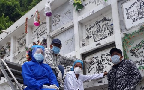 El día en que finalmente se logró sepultarlo.