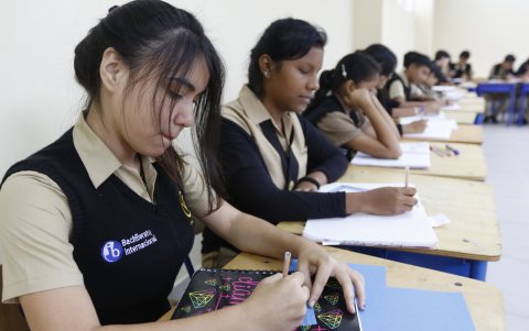 En el régimen Costa hay 77 colegios fiscales que ofrecen el programa de Bachillerato Internacional.