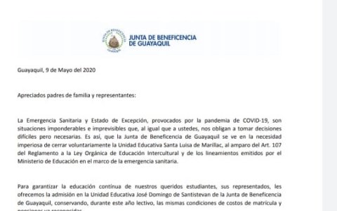 Esta notificación empezó a circular en los grupos de WhatsApp de los padres de familia.