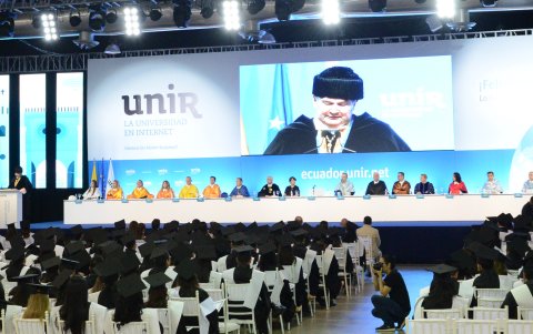 Ceremonia Alumni celebrada en el Centro de Convenciones de Guayaquil en enero de 2020.