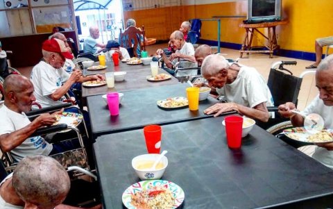 El asilo Sofía Ratinoff de Solimano continúa con problemas para funcionar.