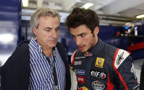 Carlos Saínz Jr. (d) junto a su padre (del mismo nombre). Ellos han marcado parte de la historia del automovilismo.