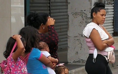 El cantón se mantiene en rojo debido a la desobediencia de los habitantes.