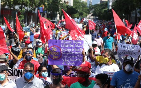 En Guayaquil se registraron cuatro protestas en distintos puntos de la urbe.