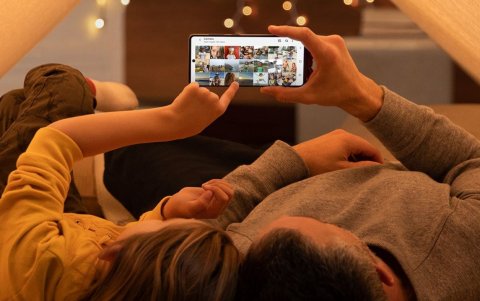 La batería del A71 puede durar hasta 19 horas de tiempo de reproducción de video.