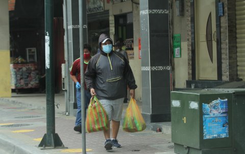 Hecho. Las familias, al menos hasta las 7:00 u 8:00, perciben esa sensación de enfriamiento en la ciudad.