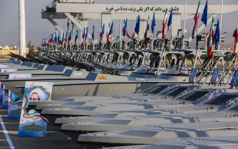 BANDAR ABBAS. Las nuevas embarcaciones aumentan la capacidad de armamento de Irán en el Golfo.