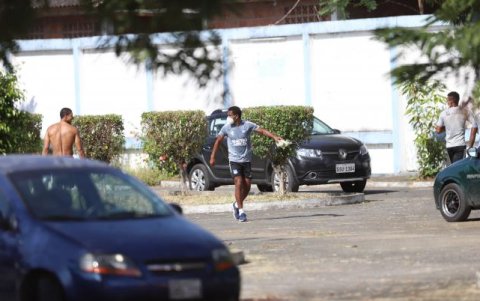 Emelec reanudó sus entrenamientos el jueves en el Polideportivo de Los Samanes.