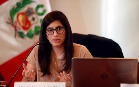 Marían Antonieta Alva, ministra de Economía de Perú.