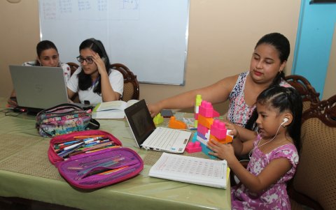 Métodología. Para facilitar la concentración, los consultados sugieren que se establezcan espacios dentro de casa, en lo posible, solo para estudiar.