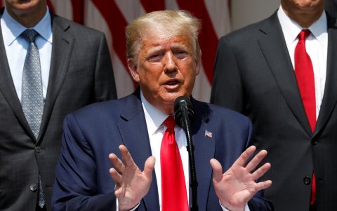 Donald Trump presidente de Estados Unidos, país que quiere incluir en el encuentro a China.