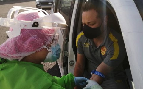 Máximo Villafañe se sometió a la prueba rápida antes de entrar al estadio.