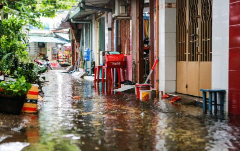 Ho Chi Minh. Los habitantes de esta capital han terminado por acostumbrarse a las mareas altas. Si hace 20 años bajan en 15 a 30 minutos, ahora tardan hasta dos horas.