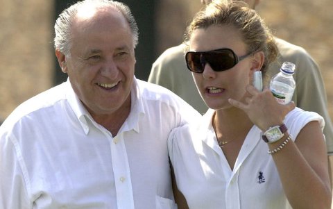 Amancio Ortega en compañía de su hija Marta, quie aseguran será la principal heredera de su fortuna