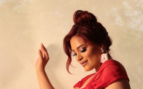 La Suka en septiembre dará a luz.