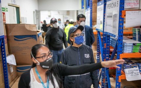 Según las investigaciones, las mascarillas que se encontraron en la casa de Bucaram eran similares a las adquiridas por el Teodoro Maldonado.