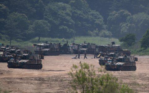 INCHON. La artillería autopropulsada K-9 de Corea del Sur participa en ejercicios regulares en un campo de perforación cerca de la zona desmilitarizada (DMZ).