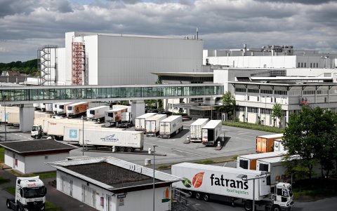 Rheda-wiedenbrueck. La planta de la empresa Tonnies acoge hasta a 7.000 personas, por lo que se espera más positivos.