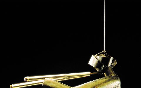 Nombre: Bacante a doble flauta. Material: acero. Año 1974, Colección Banco Central.