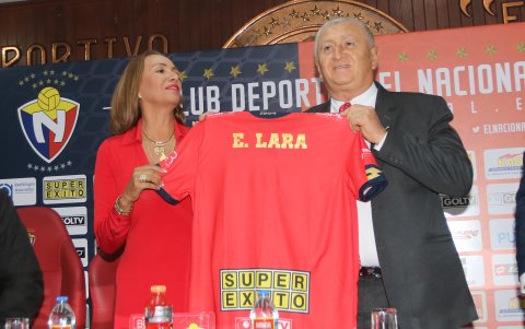 Eduardo Lara fue despedido de El Nacional. Su abogado aduce que fue terminación unilateral de contrato.