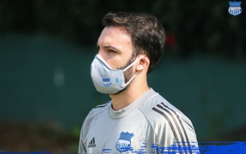 Rodríguez, al igual que todo el plantel de Emelec, ha vuelto a los entrenamientos por grupos y acotando las medidas de bioseguridad que el COE nacional exige.
