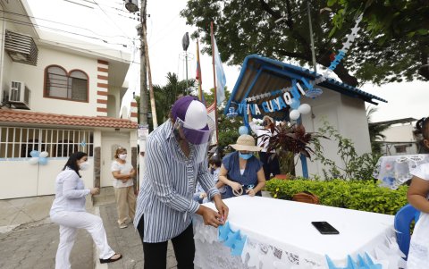 Acciones. En la décimatercera etapa de la Alborada iniciaron a adecuar los espacios para ejecutar diferentes actividades el 24 y 25 de julio.