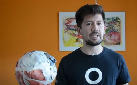 En YouTube los voluntarios muestran tips de entrenamientos y cómo hacer una pelota en casa.