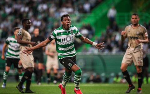Gonzalo Plata,volante ecuatoriano, celebra uno de sus goles con el cuadro portugués.