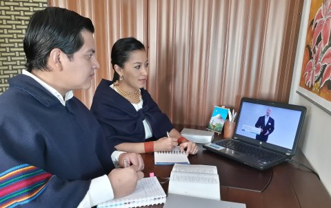 El programa de la asamblea del 2020, virtual, de los testigos de Jehová se ven por todo Ecuador.