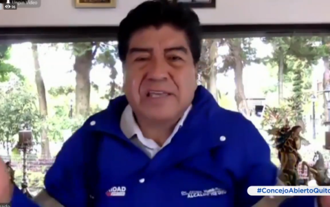 Alcalde. Dos pruebas a favor y dos en contra, para él, es todo un éxito.