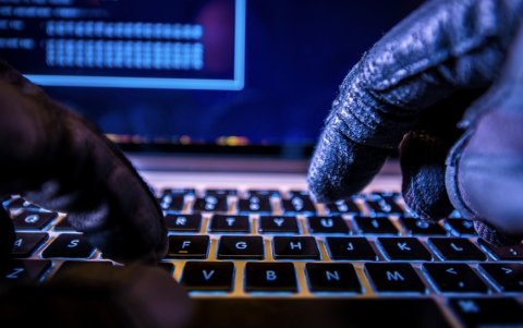 Hackers se aprovecharon de un descuido de los usuarios para hacer de las suyas.