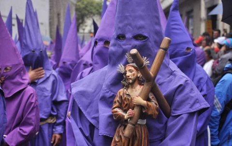 Muchas personas realizan sacrificios