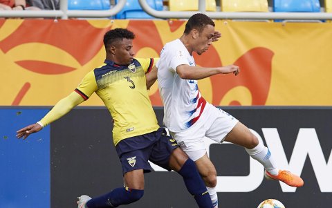 Además de la selección nacional, Diego Palacios ya tiene experiencia internacional. Jugó en Holanda. Ahora se encuentra en Estados Unidos