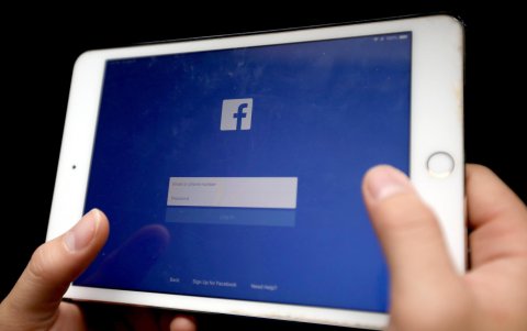 Facebook bloquea la cuenta de Donald Trump