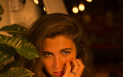 Entre sus anhelos está formar una familia.