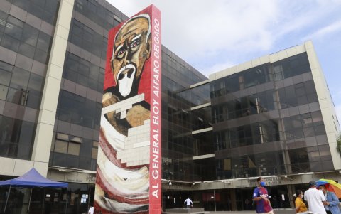 El recorte presupuestario no solo afecta el pago de sueldos, sino de proveedores y detendría algunas obras.