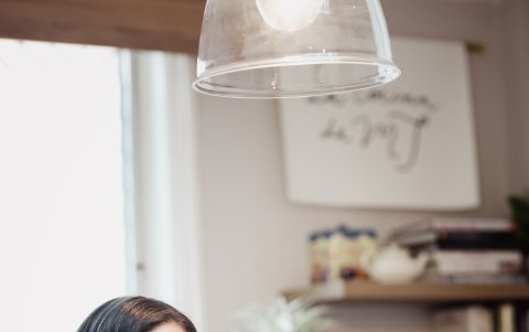Noboa, quien siguió la carrera de Administración Hotelera con Concentración en Alimentos y Bebidas, decidió emprender en 2012 y creó Biscotti Galletas Artesanales.