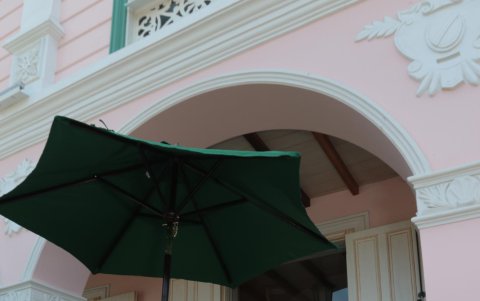 LUCÍA FERNÁNDEZ, empresaria, presidenta de la Cámara de Comercio de Manta, Manabí